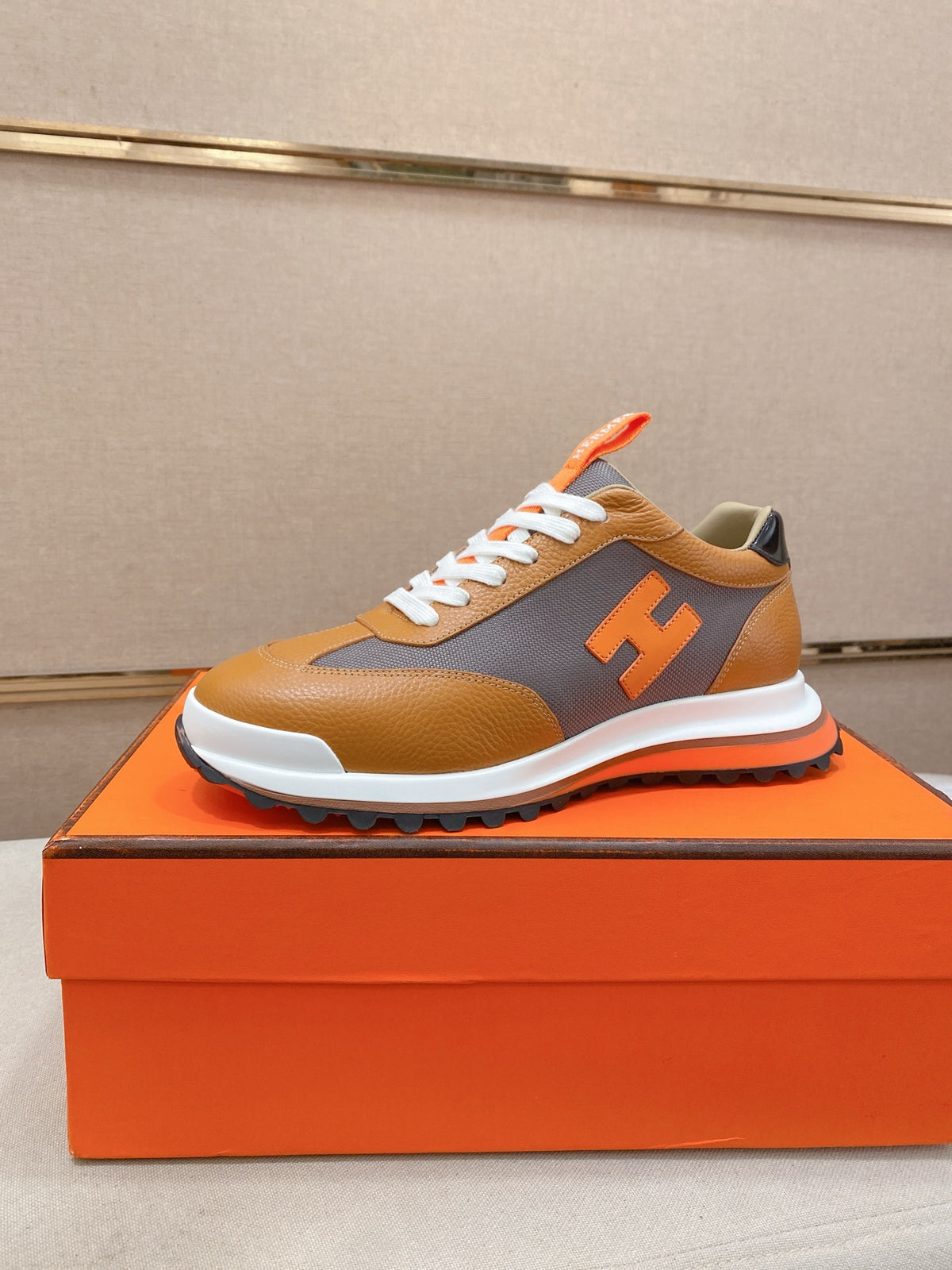 Hermès Trail Sneaker "Tan" Leather Mesh Men Casual Sneakers